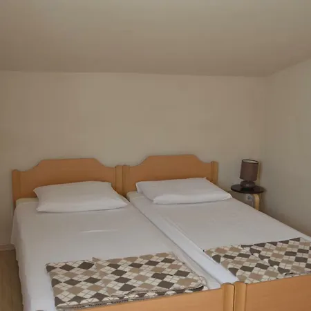 Apartment Kodzoman